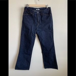 Uniqlo high waisted jeans.